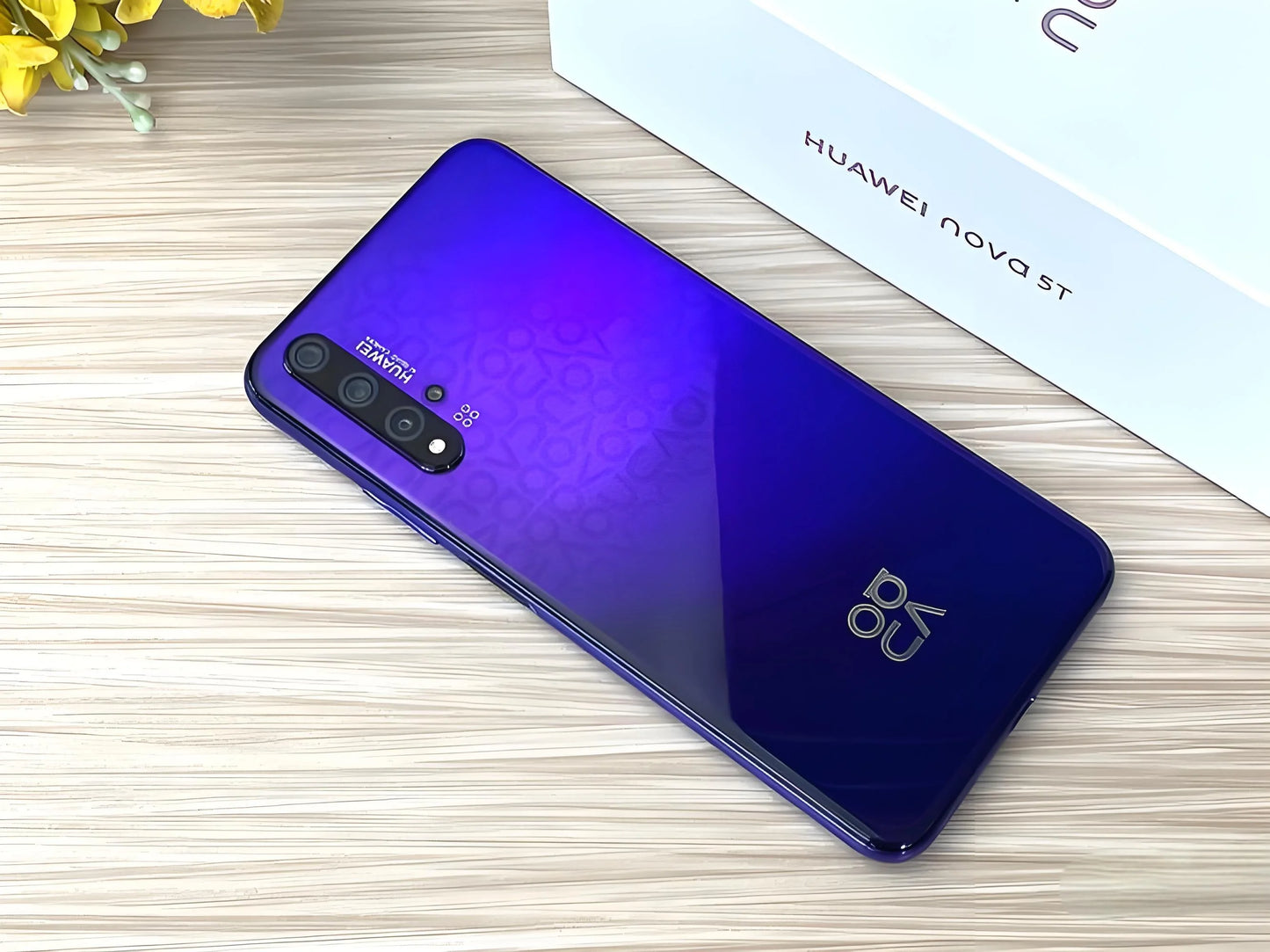 HUAWEI-Nova 5T Smartphone / Android - 6.26" / 128GB & 48MP / Google Play Store / 4G Network